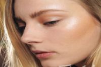 海滩女郎必看的夏季美妆教程