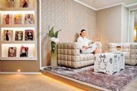 香蕉视频网页版拯救濒临倒闭的美容院