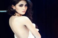 背上长痘痘的妹纸，怎么快速“战痘”