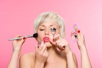 冬天怎么化妆不干燥不脱妆