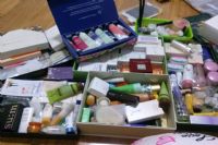 过期化妆品千万不能再使用