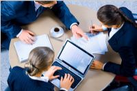 高效工作的美容师才能做出好业绩