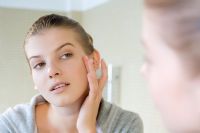 年龄小能不能用护肤品呢