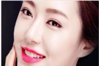 一套半永久的妆容得花多少钱