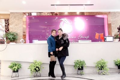 年底开店，福建范女士成功签约香蕉视频网页版！