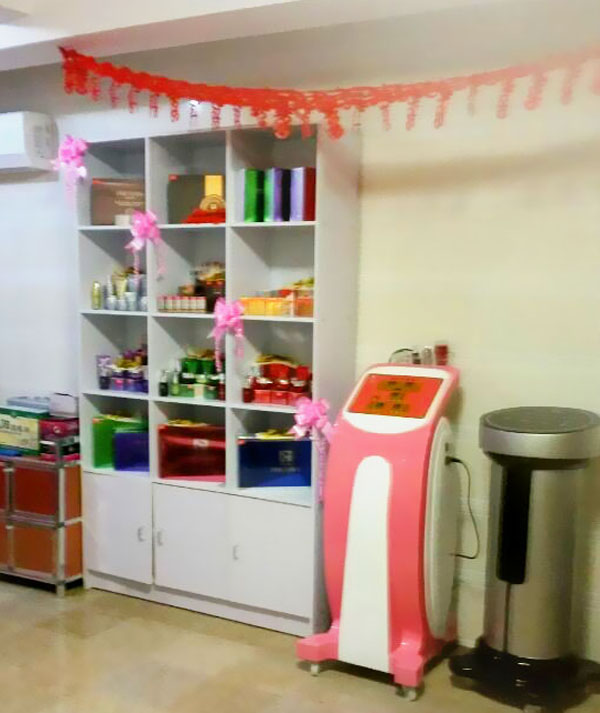 美容院香蕉视频污在线看展示柜