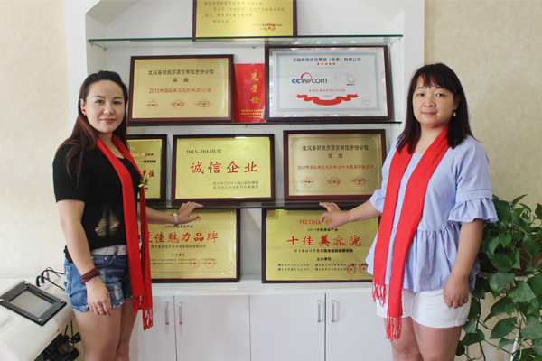 七月武汉赤日炎炎，香蕉网视频在线观看商签约步伐热情似火