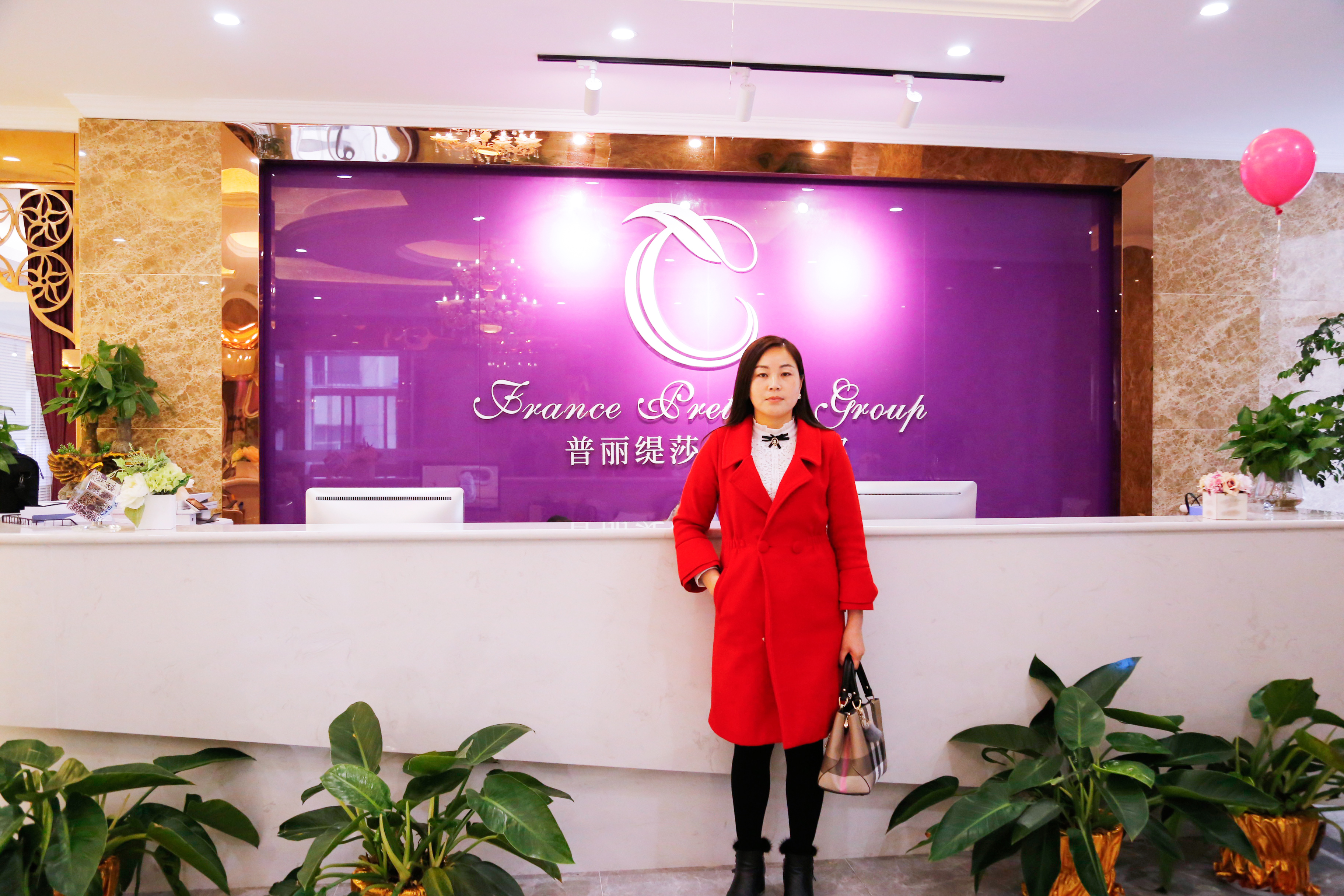 湖北陈女士：出色的美导扶持让我决定签约香蕉视频网页版