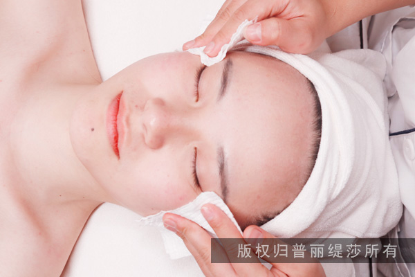为什么美容院的香蕉视频污在线看推销难？