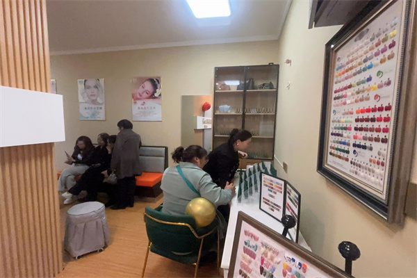 香蕉视频网页版太原美容店开业啦！全新的美丽选择